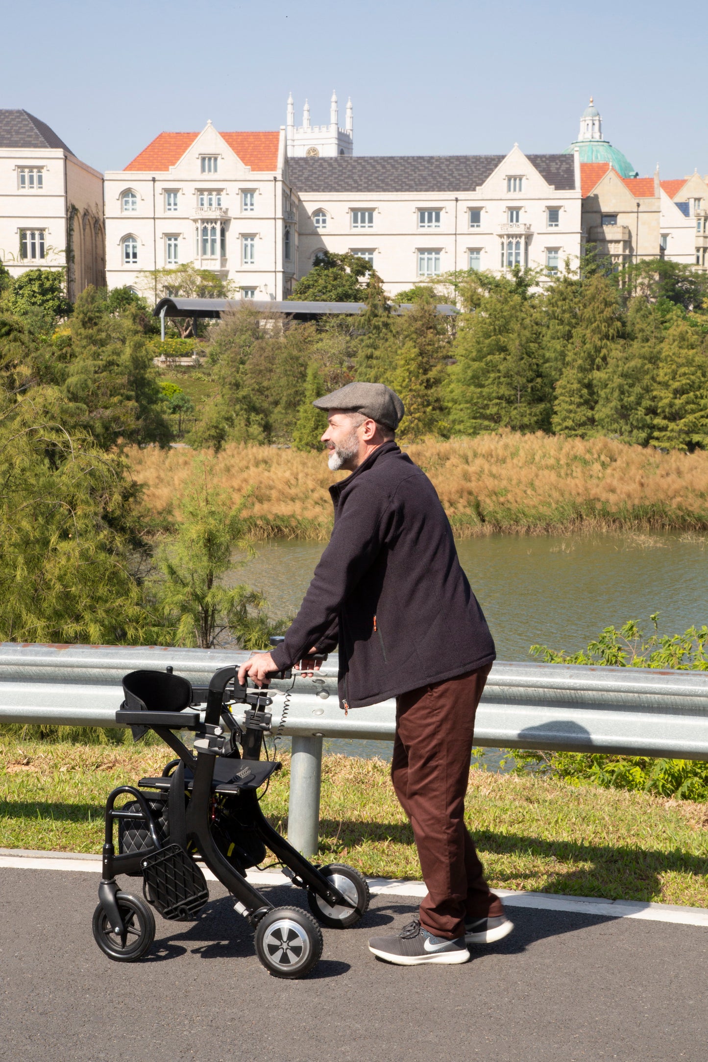 MUNIU MN8869 Ultra Light Electric Walker Rollator for the elderly Seniors