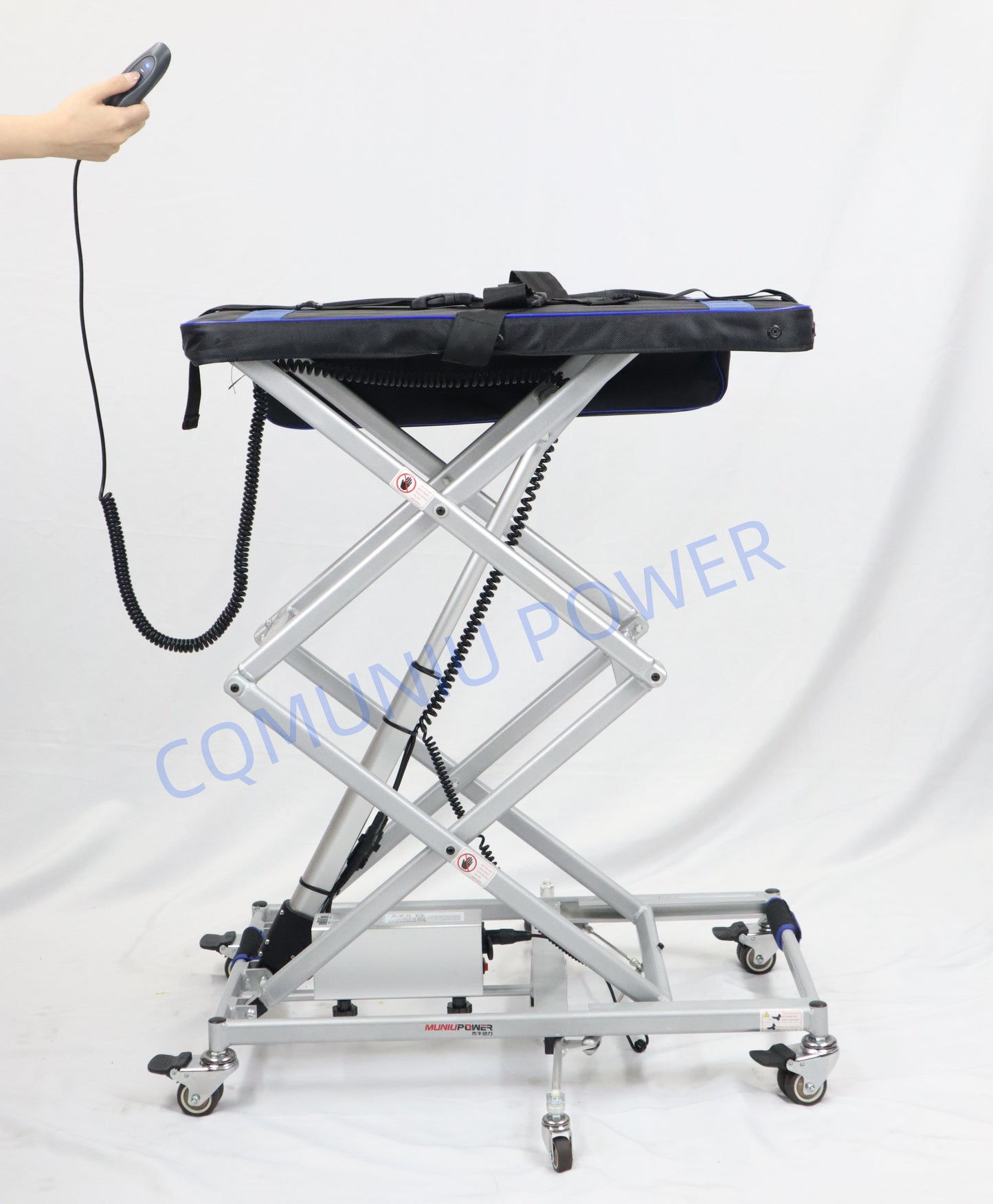 MNJ01 Mobility Scooter Hoist lift Portable Battery-Powered Lifting Platform