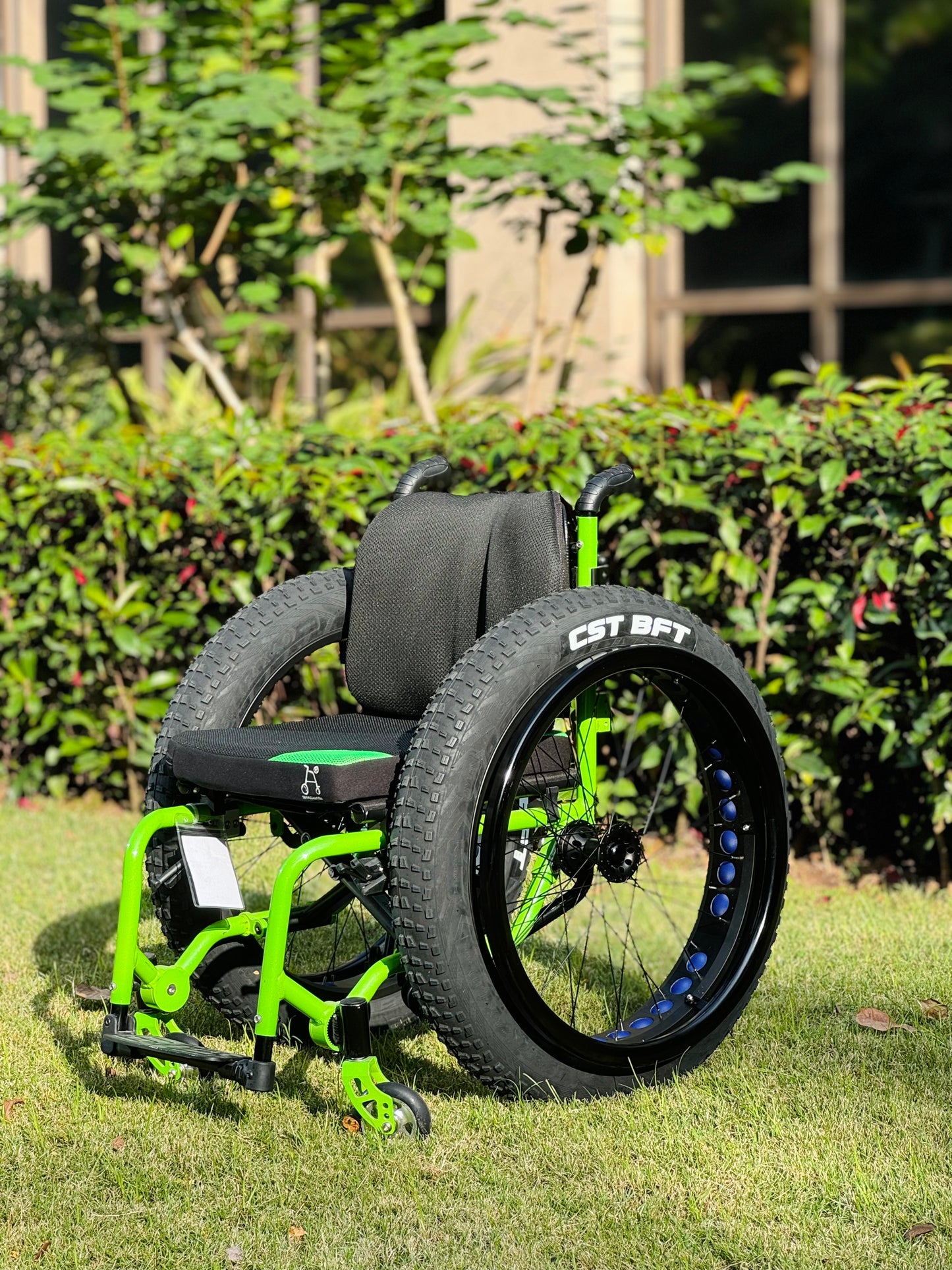 MN-BWR01 Wheelchair Parts 24 Inch Wheelchair Rear Wheel Beach Fat Tire