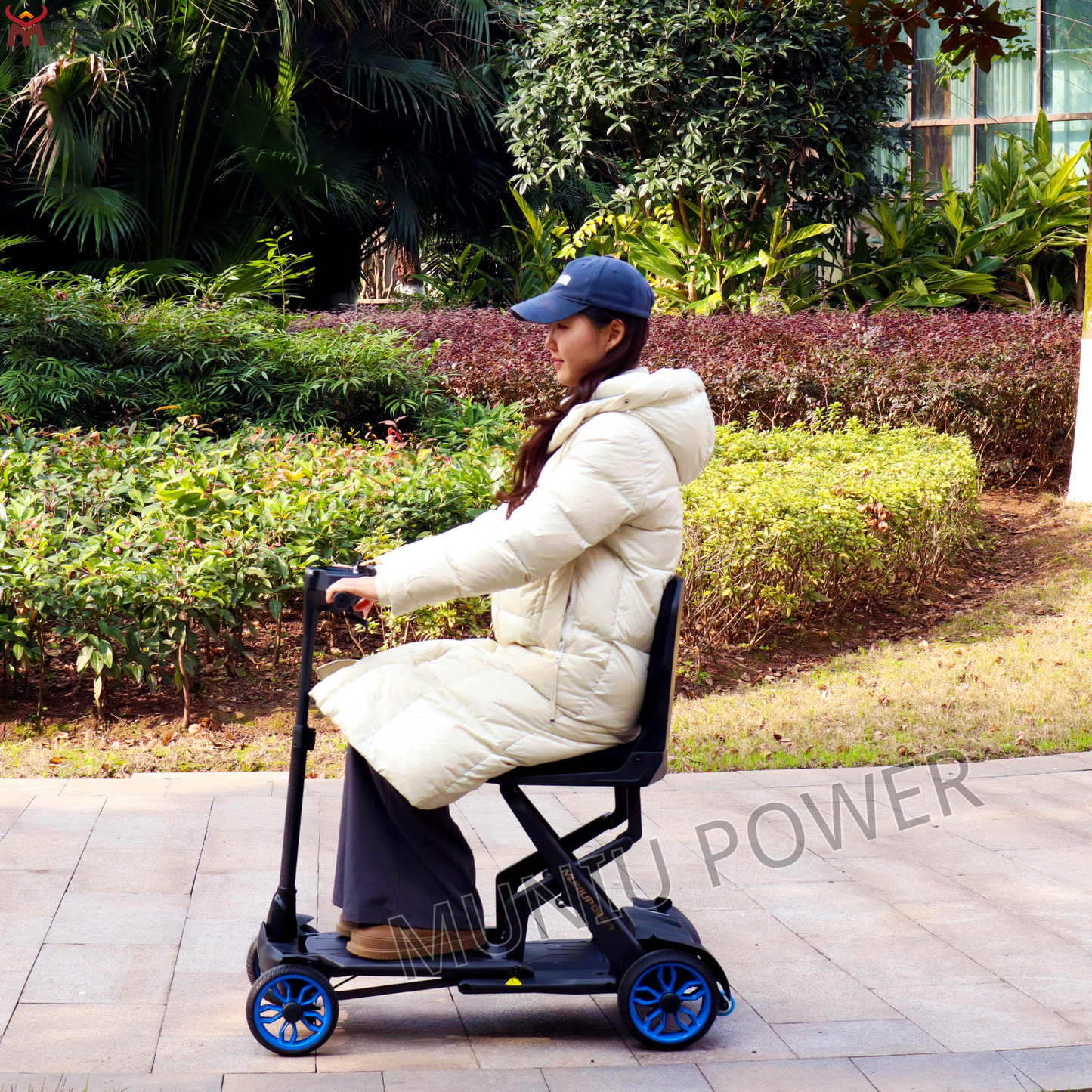 MNS2501 Ultra Lightweight Carbon Fiber Electric Mobility Scooter