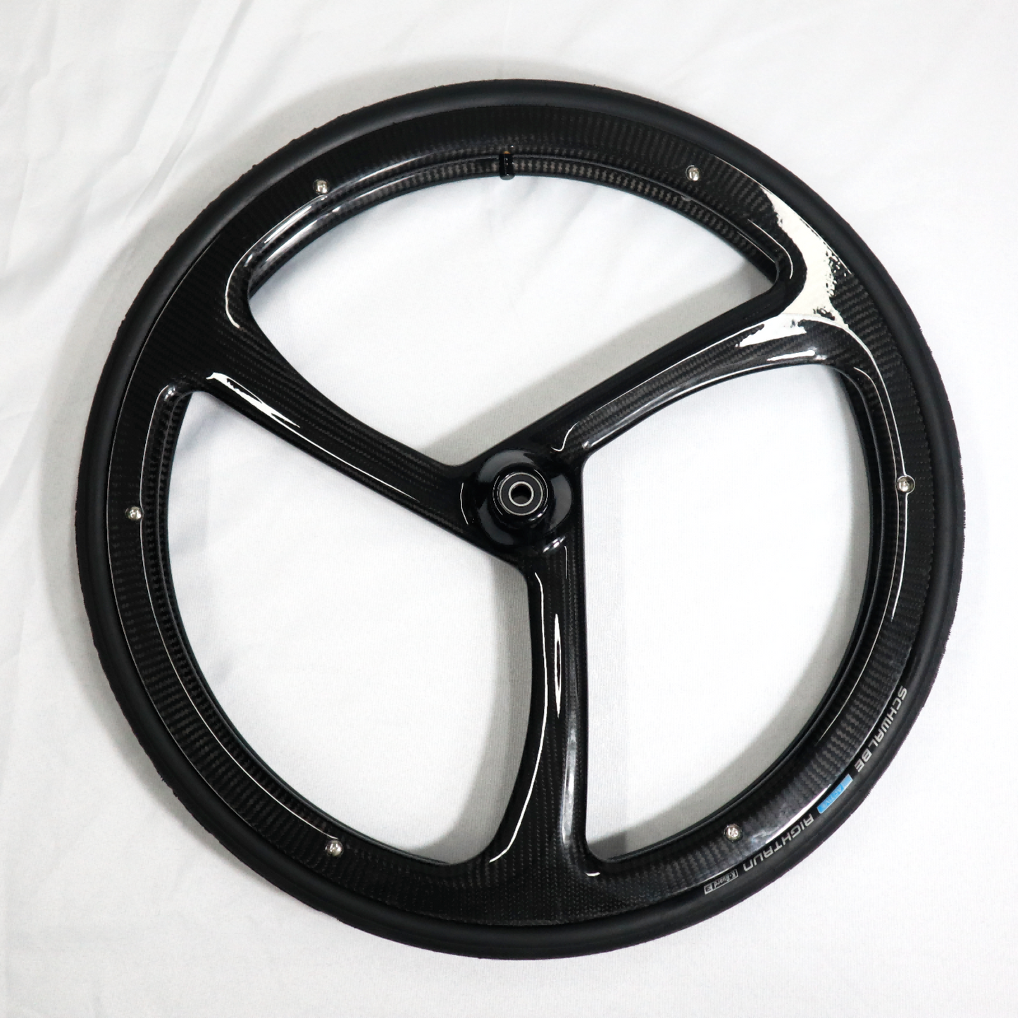 MN20-R7C Wheelchair Parts 24 Inch Carbon Fiber Manual Wheelchair Rear Wheel Tyre