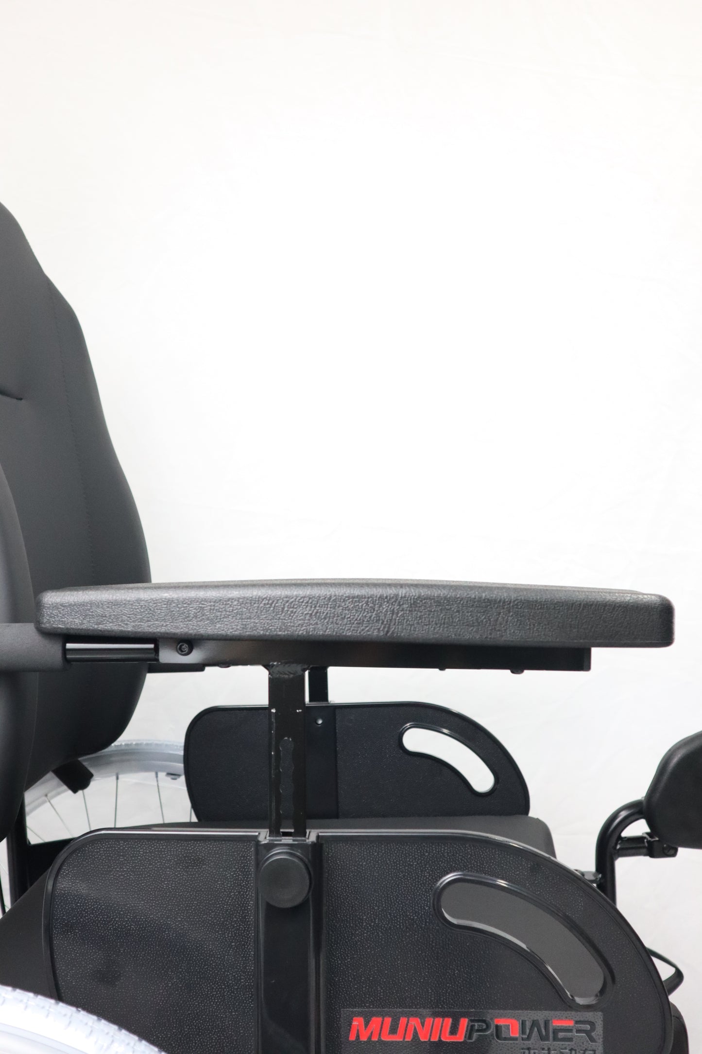 MN10 High Back Manual Tilt Wheelchair