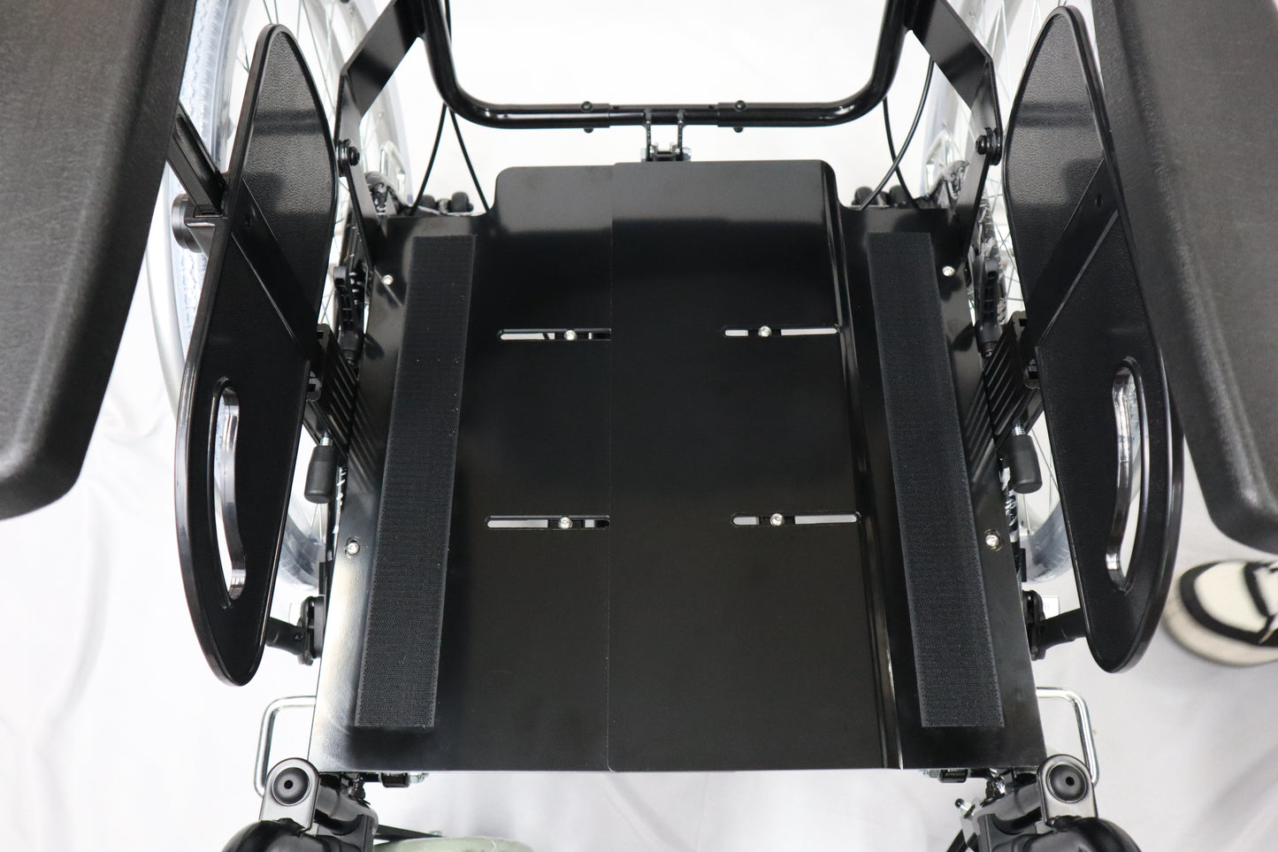 MN10 High Back Manual Tilt Wheelchair