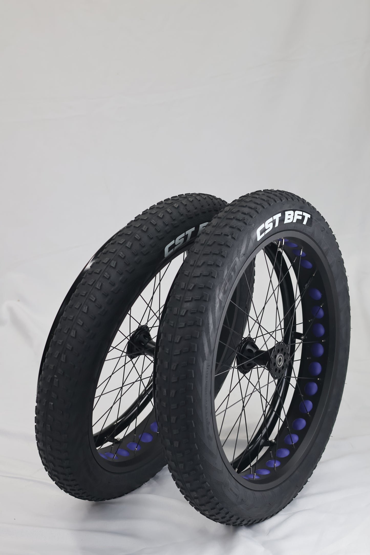 MN-BWR01 Wheelchair Parts 24 Inch Wheelchair Rear Wheel Beach Fat Tire