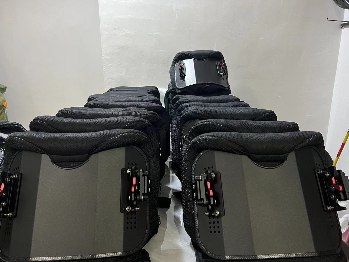 LB-C MUNIU Wheelchair Parts Aluminum Alloy and Carbon Fiber Sports Wheelchair Backrest Parts