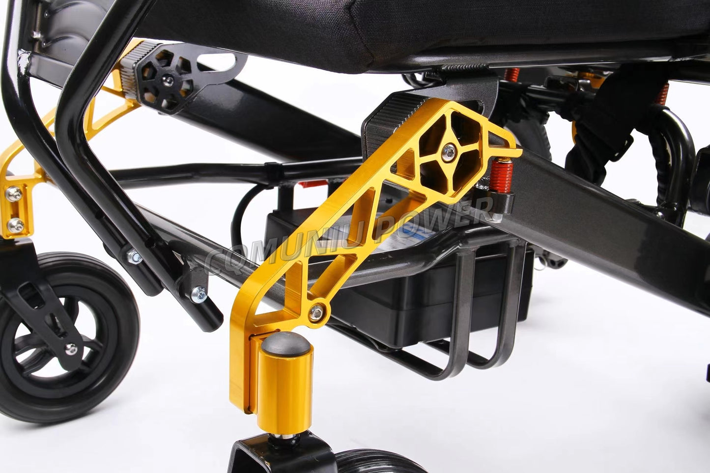 MN07S All Terrain High Premium 250W Folding Aluminum Electric Wheelchair